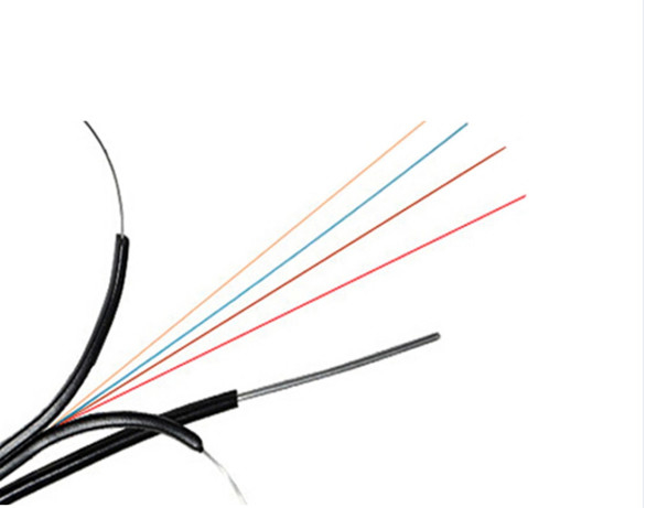 FTTH केबल इनडोर आउटडोर स्व-समर्थित फ्लैट ड्रॉप केबल GJYXCH 4 कोर