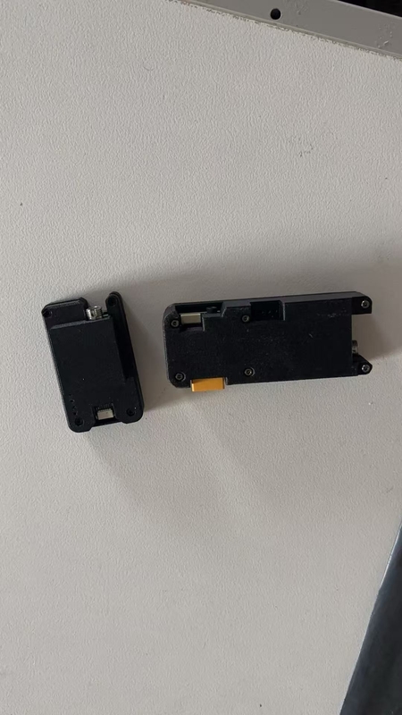 पेशेवर FPV फाइबर क्वाडकॉप्टर ड्रोन उड़ान भरने के लिए तैयार 30 किमी/रोल अल्ट्रा लाइट वेट - उच्च तन्यता शक्ति-आंतरिक से बाहरी वायरिंग