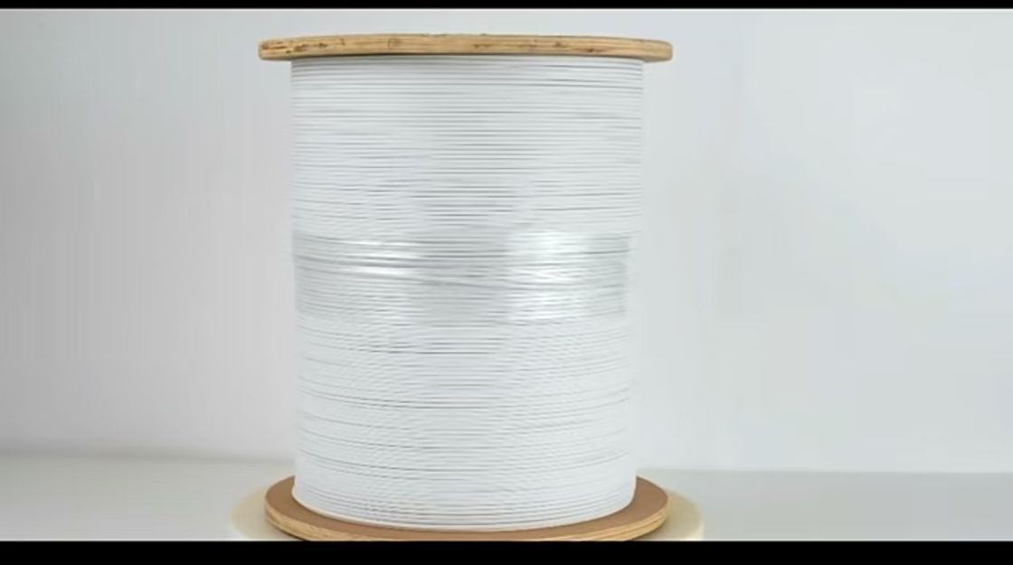 एफटीटीएक्स सिस्टम वायरिंग के लिए एलएसजेडएच बाहरी आवरण और बेंडिंग प्रतिरोधी फाइबर के साथ धातु प्रबलित बटरफ्लाई ऑप्टिकल केबल