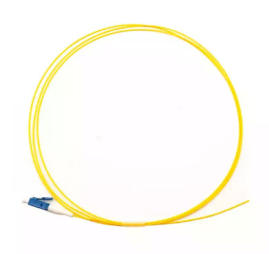 LC UPC APC सिंगल मोड 0.9mm FTTH ऑप्टिकल फाइबर पिगटेल PVC LSZH 1.5m LC/Pc