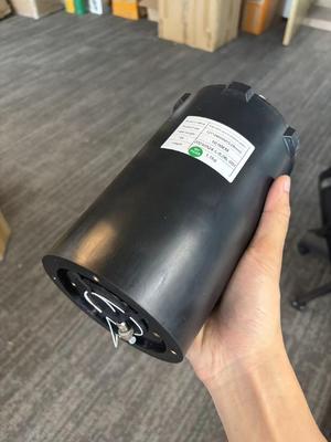 एफपीवी क्वाडकोप्टर ड्रोन स्थिर सिग्नल एफसी कनेक्टर के साथ 60-70N के आसपास